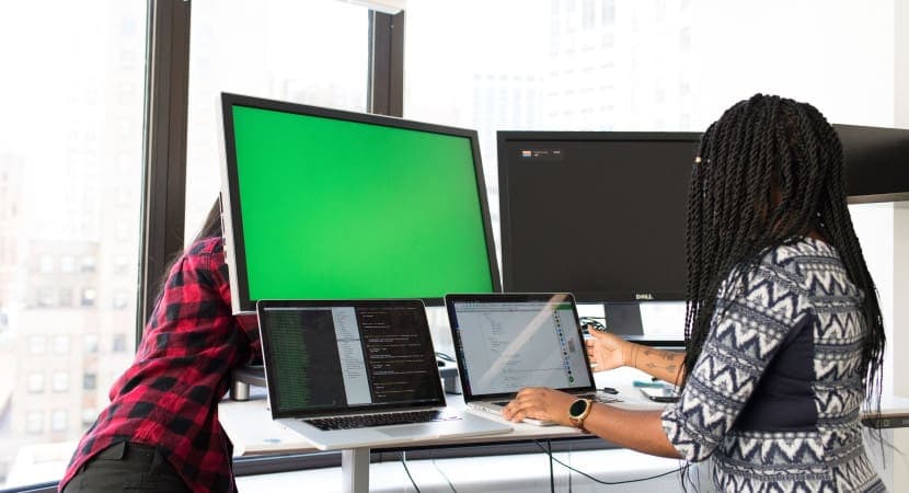 5 Best Free Green Screen Software To Use In 2024