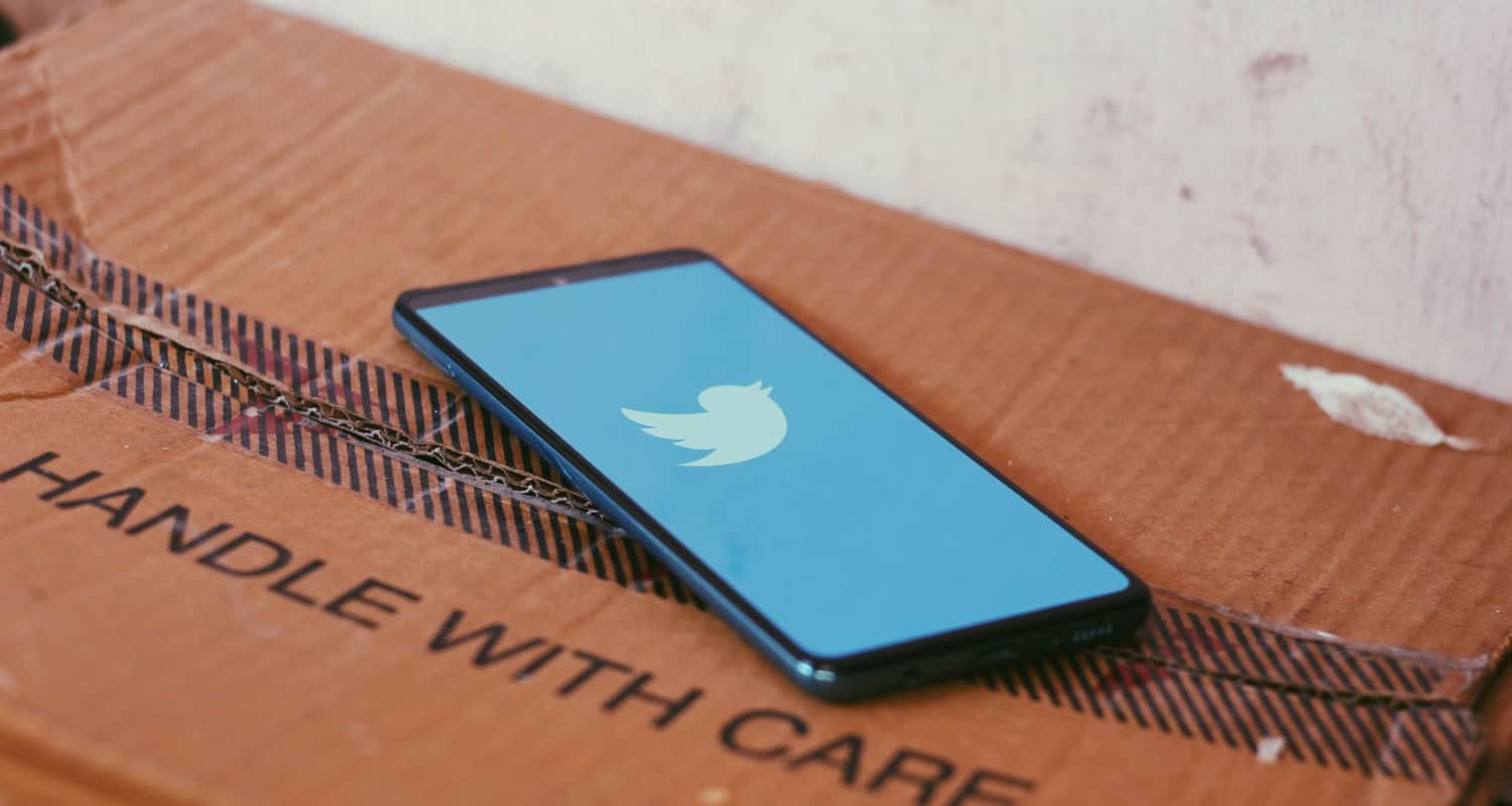 How To Tweet Nothing: The Art Of The Empty Tweet
