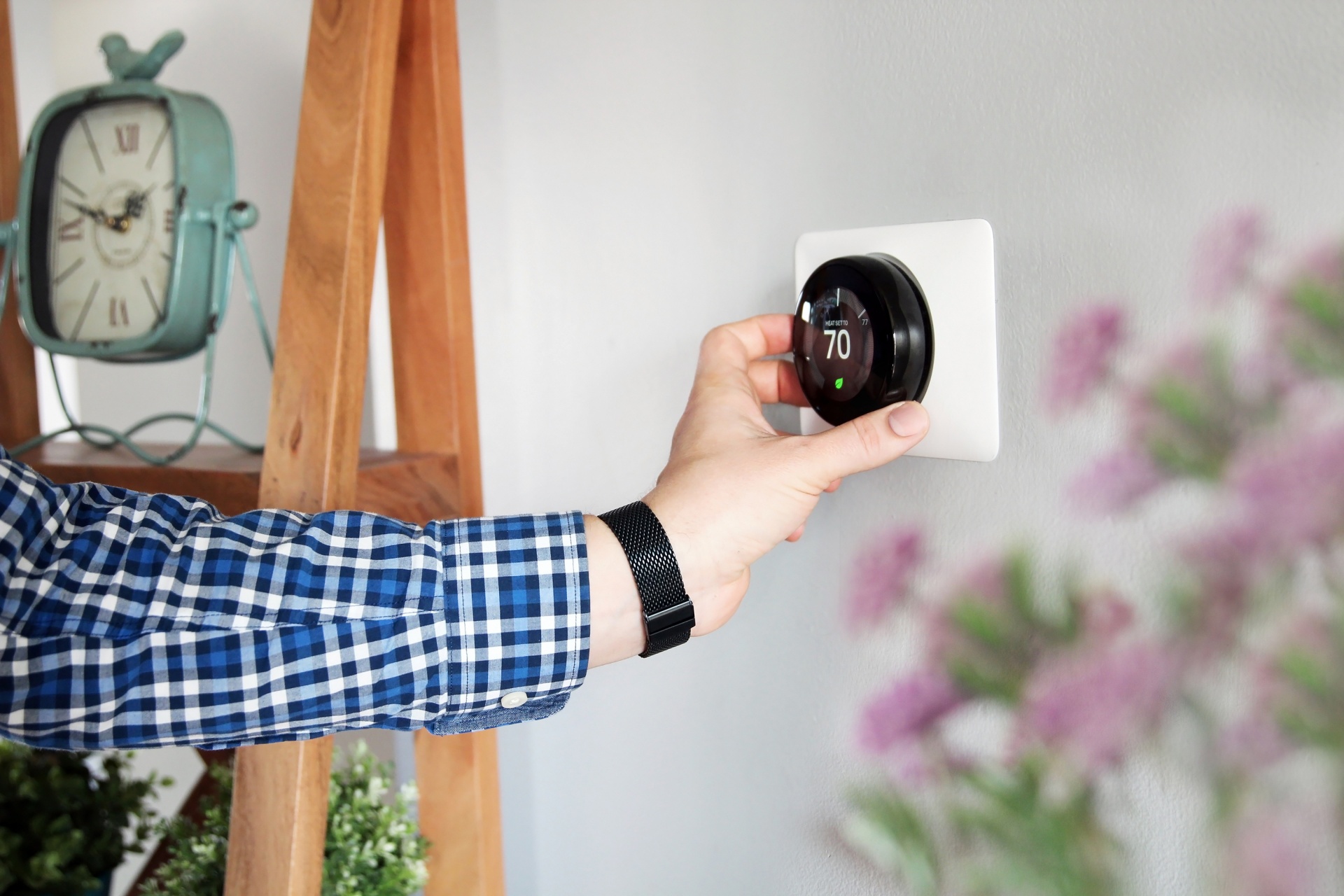 Smart Thermostats That Will Make Your Home Energy-Efficient During the Summer Smart Thermostats That Will Make Your Home Energy-Efficient During the Summer