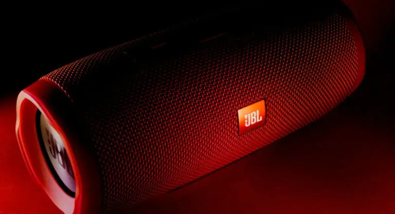 how to pair jbl speakers together