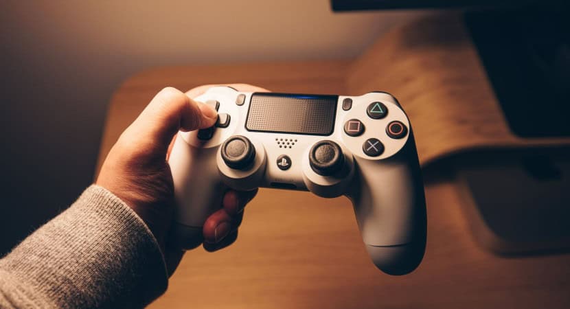 Quick Steps On How To Connect The Wired Headset To PS4