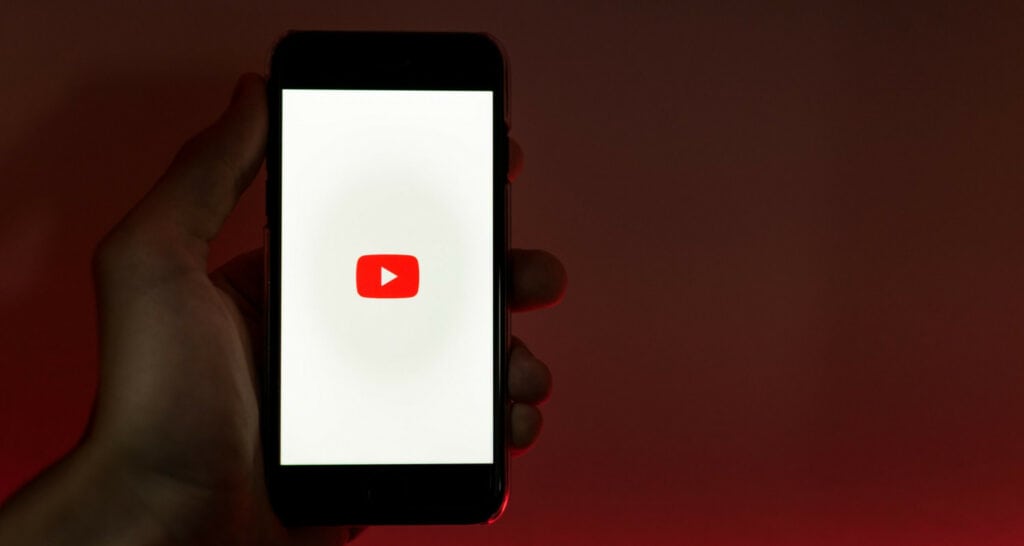 10 Best French YouTube Channels For French Lovers