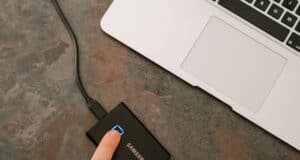 how to find the right charger for my laptop
