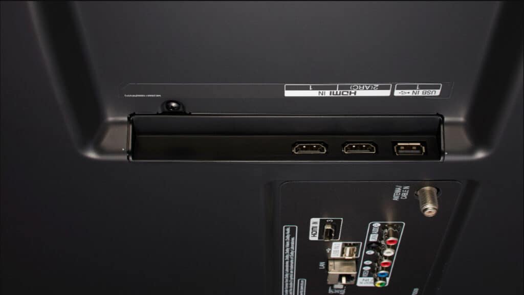 LG TV Blink Codes [Full List + Meaning + Fixes]