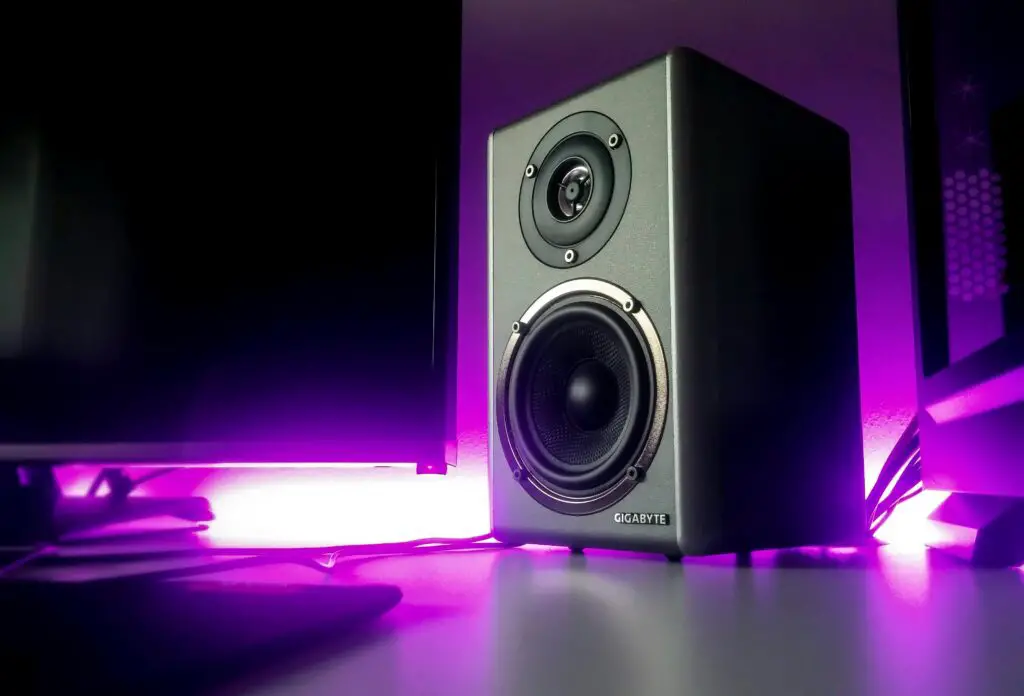 Bluetooth Speakers That Will Rock Your Outdoor Adventures at Beach Parties